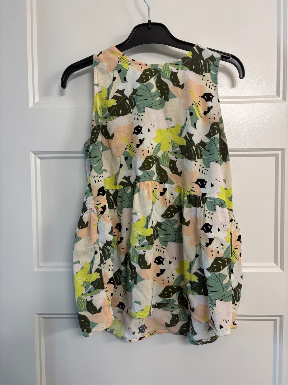 LOFT Multicolor Tropical Leaf Peplum Tank - Green, Pink, Cream